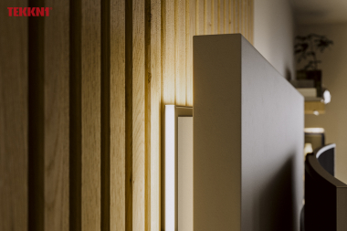 Profile TEKKNI+ type HELSE+ anodized silver, 1 m