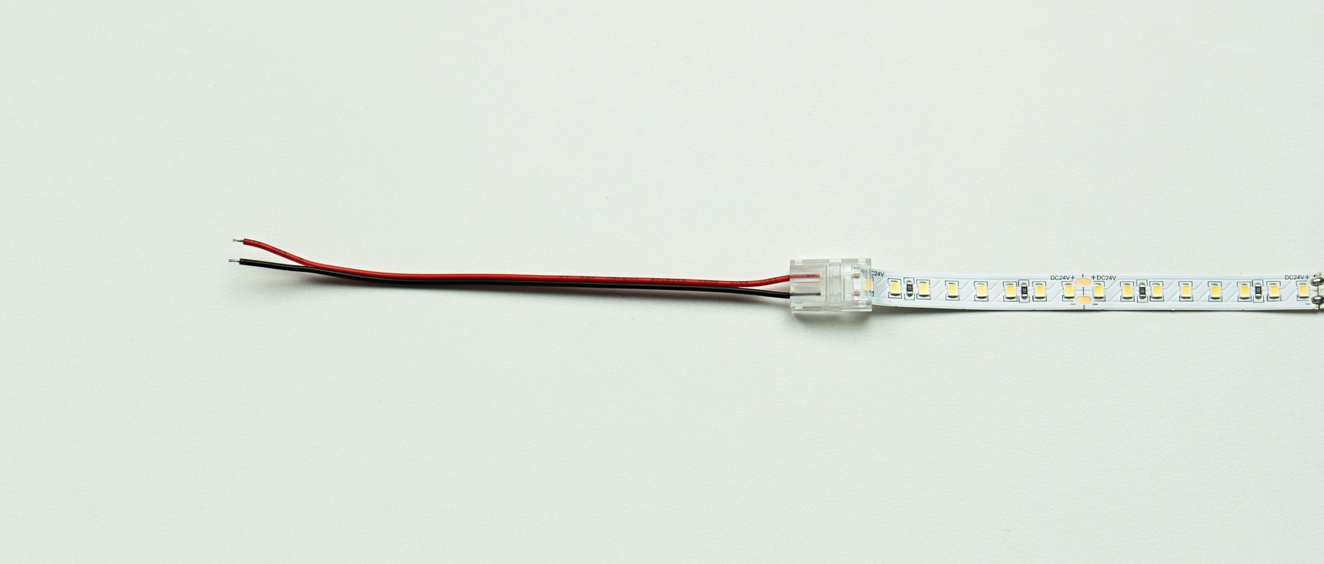 Connection diagram of the LED strip and cable using a single-sided connector
